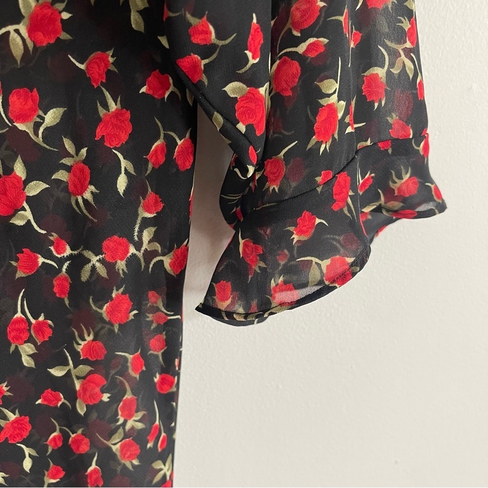 Floral Black and Red Nightgown - Picture 6 of 9